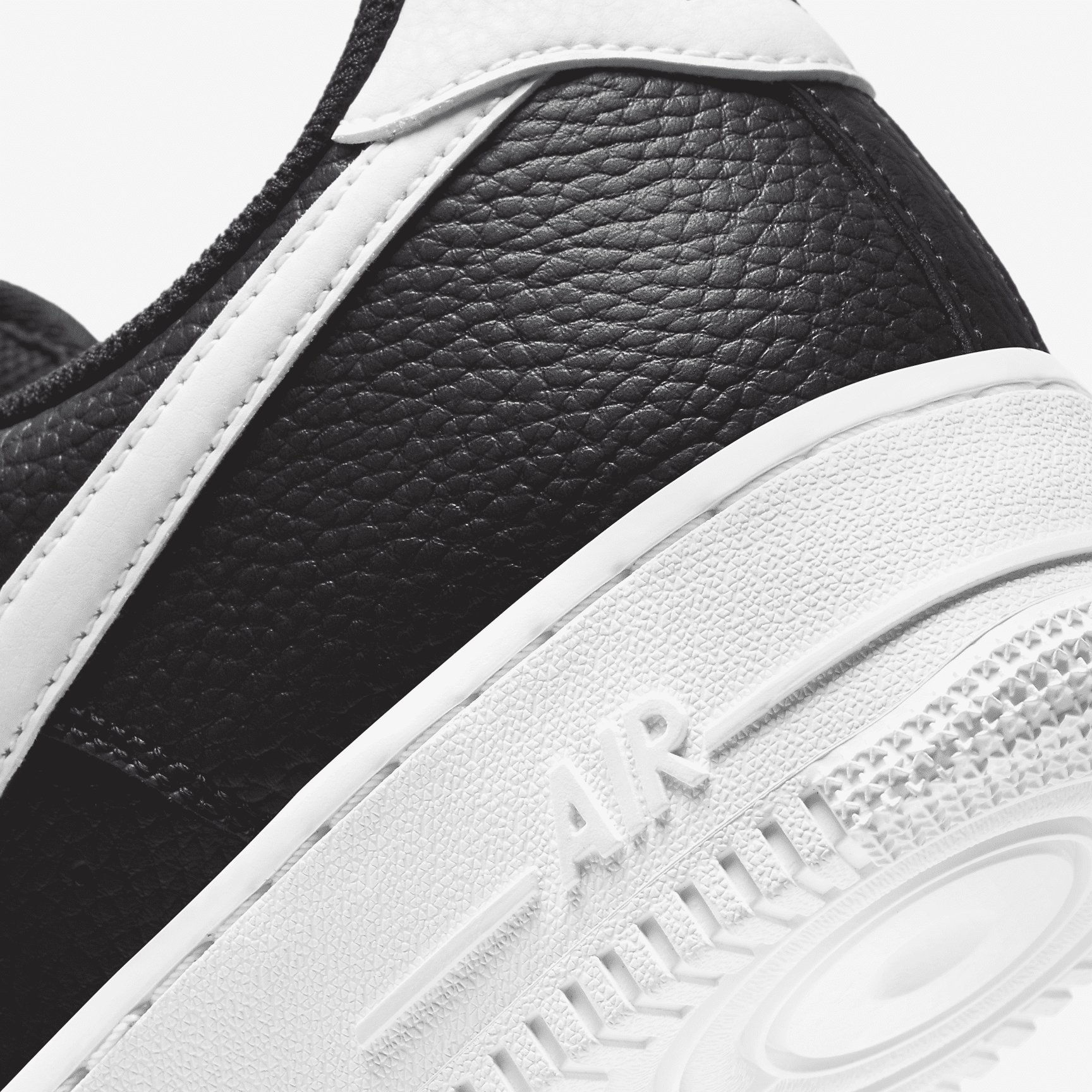 Nike Air Force 1 '07 Men's Shoes